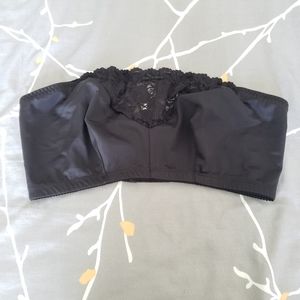 Carole Martin bandeau, lace detail, size 42.